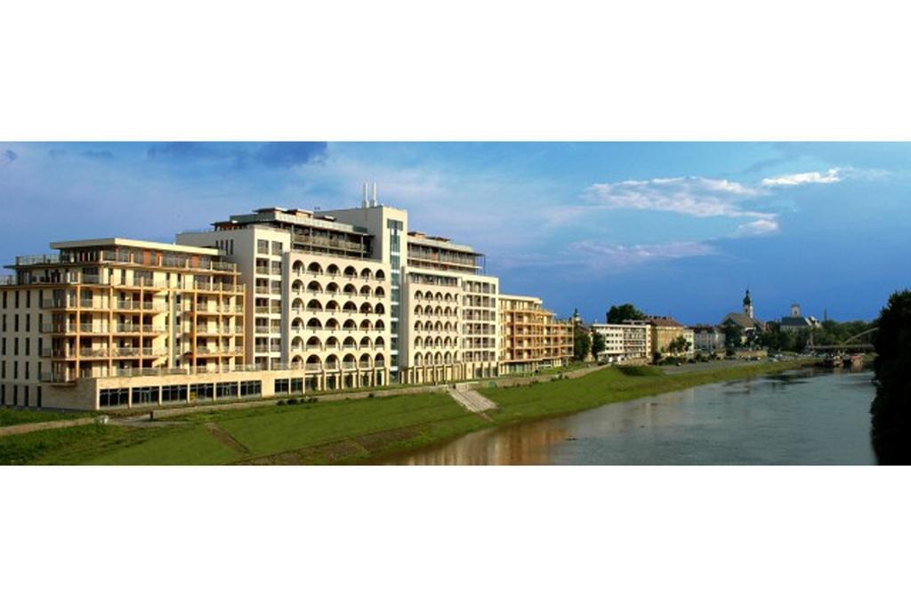 Dunalux Apartman Győr Værelse billede